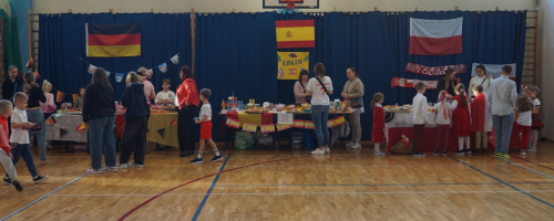 Kiermasz dla Amelki w Jedynce