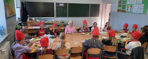 Zdrowe drugie śniadanie klas trzecich Jedynki