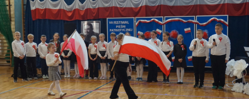 VII Szkolny Festiwal Pieśni Patriotycznej i Narodowej w Jedynce