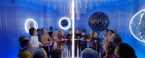 Przedszkolaki z Jedynki w Fabryce Bombek