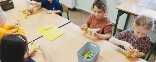 Owocowe koktajle Przedszkolaków z Jedynki