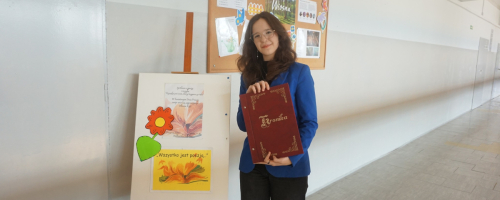 Poezja Oliwii Kot w Bibliotece Szkolnej naszej Jedynki